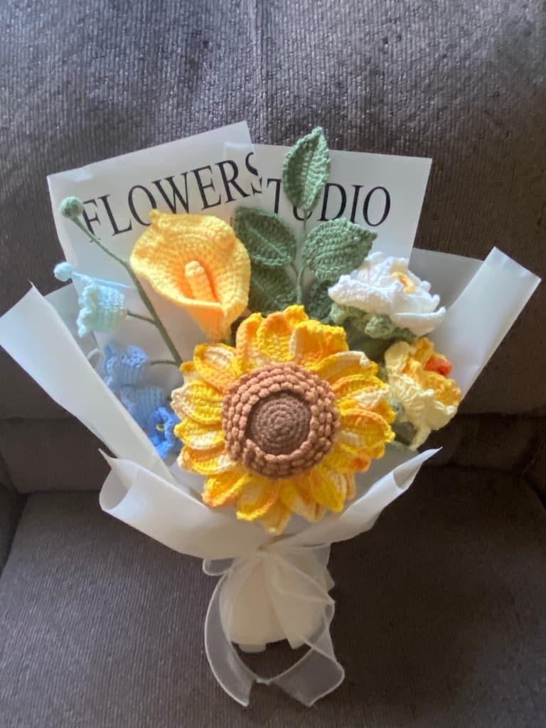 Handmade crochet flower bouquet