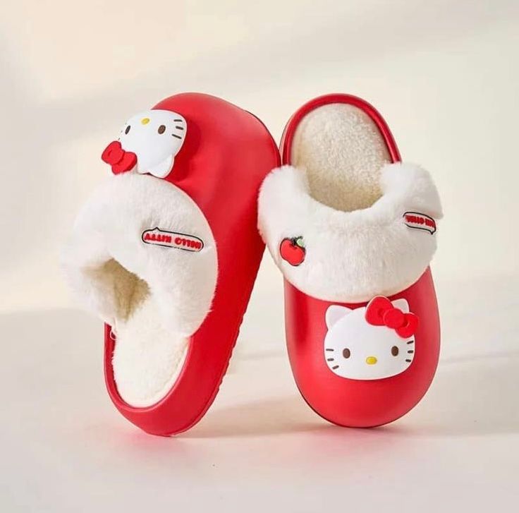 Red Character Fuzzy Foam Slipper